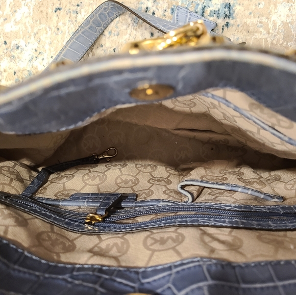 Michael Kors denim bag - Picture 4 of 9